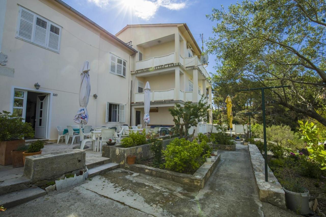 Rooms Padovan Banjol Kültér fotó
